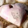 Rhodochrosite - Pierre Rhodochrosite - Rhodochrosite vertus - Pierre de cœur - Cœur en Rhodochrosite